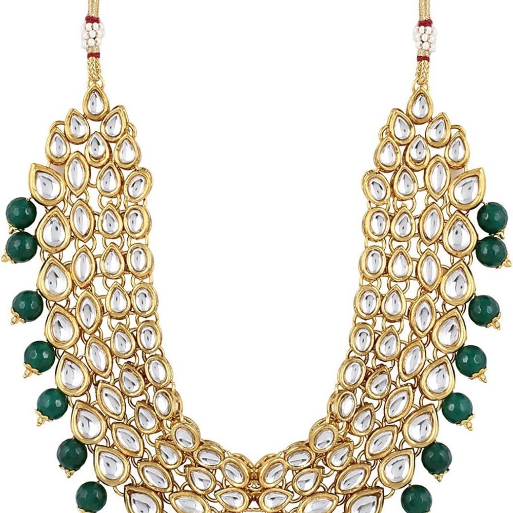 Kundan Gold and Green Necklace Set - Picture 3 of 4